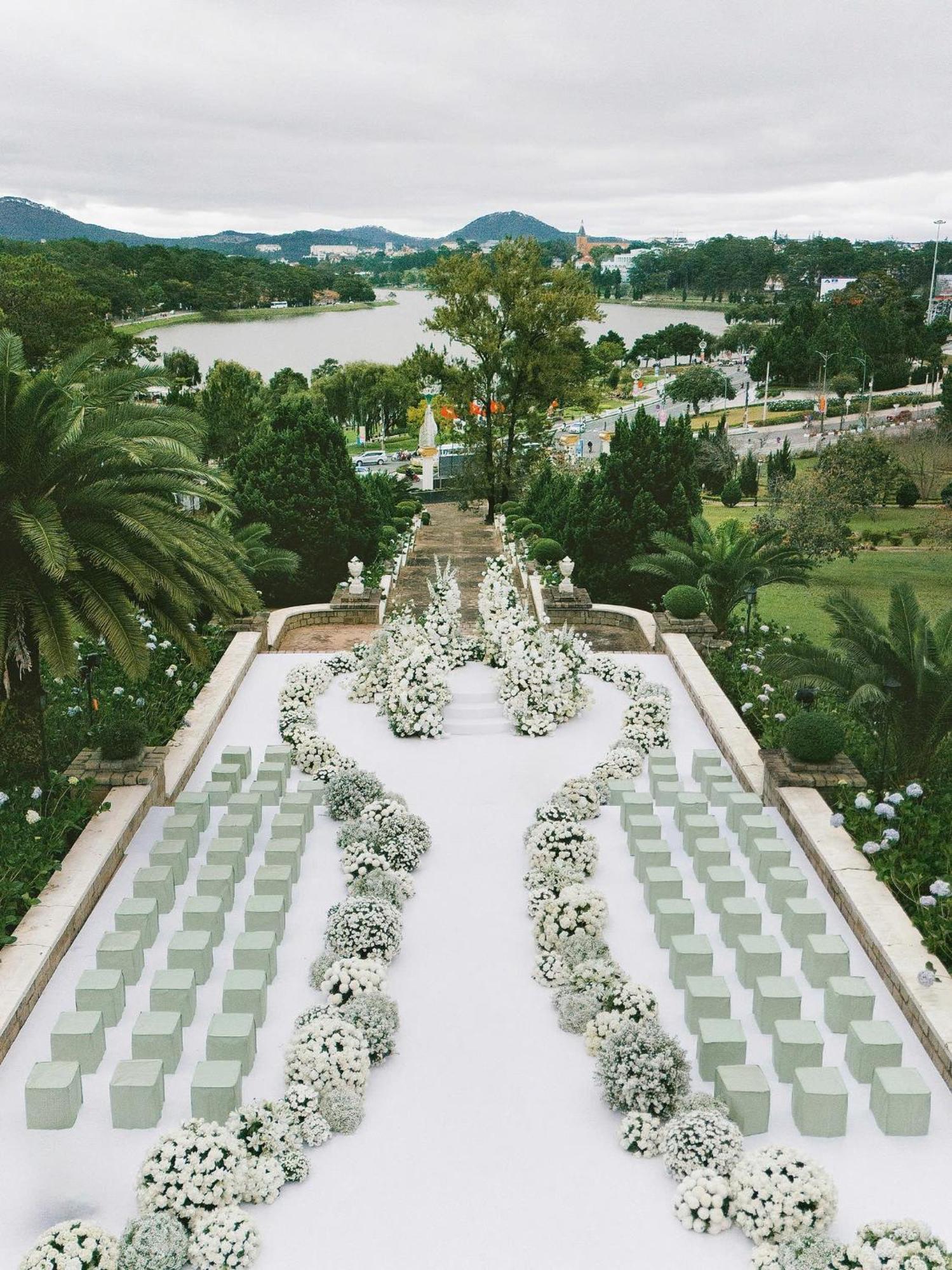 Dalat Palace Heritage Hotel Kültér fotó
