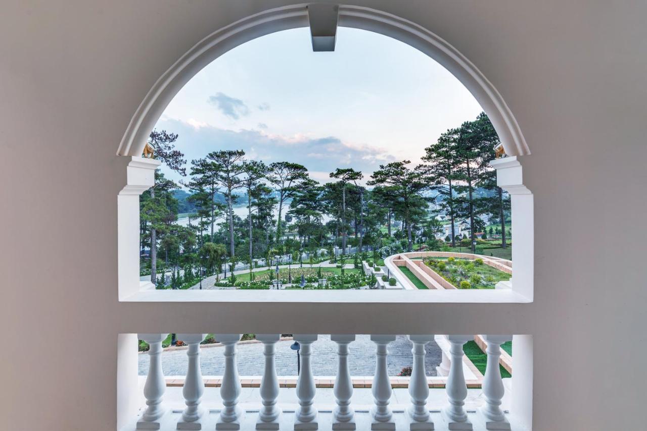 Dalat Palace Heritage Hotel Kültér fotó